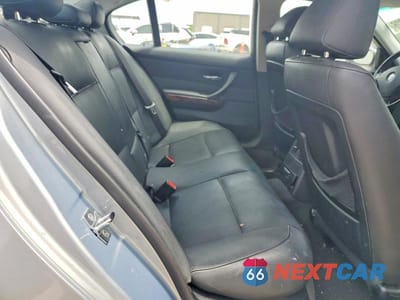 Zdjęcie 10 z 12 samochodu: 2006 BMW 325 I VIN:WBAVB13506K000894 - miniatura