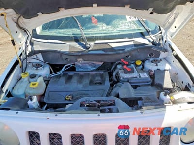 Zdjęcie 11 z 12 samochodu: 2011 JEEP PATRIOT SPORT VIN:1J4NF1GB2BD217640 - miniatura