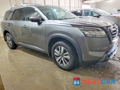 Czwarte zdjęcie samochodu z boku: 2024 NISSAN PATHFINDER SL VIN:5N1DR3CC5RC217713 - miniatura