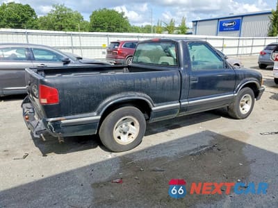 Trzecie zdjęcie samochodu z tyłu: 1996 CHEVROLET S TRUCK VIN:1GCCS1440T8178703 - miniatura