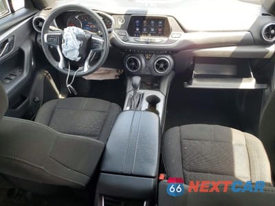 Zdjęcie 8 z 13 samochodu: 2021 CHEVROLET BLAZER VIN:3GNKBCRS4MS545617 - miniatura