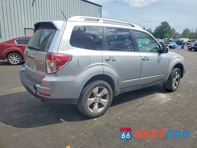 Trzecie zdjęcie samochodu z tyłu: 2013 SUBARU FORESTER TOURING VIN:JF2SHGGC6DH421997 - miniatura