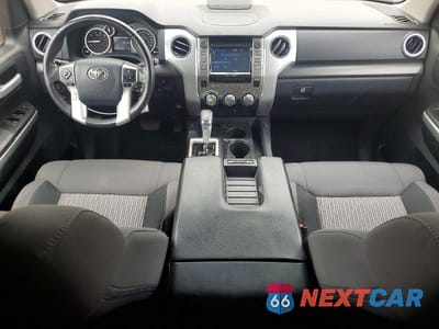 Zdjęcie 8 z 12 samochodu: 2017 TOYOTA TUNDRA CREWMAX SR5 VIN:5TFEW5F10HX218945 - miniatura