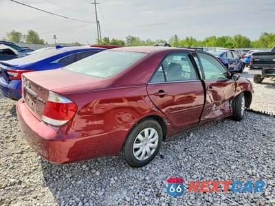 Trzecie zdjęcie samochodu z tyłu: 2005 TOYOTA CAMRY LE VIN:4T1BE30K95U400132 - miniatura