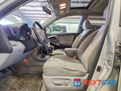 Zdjęcie 7 z 13 samochodu: 2007 TOYOTA RAV4 LIMITED VIN:JTMBK31V375014938 - miniatura