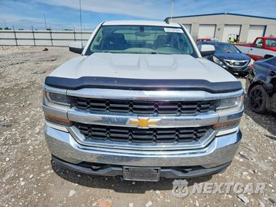 Piąte zdjęcie samochodu w środku: 2016 CHEVROLET SILVERADO K1500 LT VIN:1GCVKREH2GZ206638 - miniatura