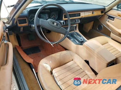 Zdjęcie 8 z 12 samochodu: 1986 JAGUAR XJS VIN:SAJNV5843GC133258 - miniatura