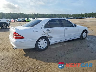 Trzecie zdjęcie samochodu z tyłu: 2000 MERCEDES-BENZ S 500 VIN:WDBNG75JXYA049013 - miniatura
