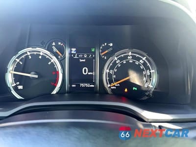 Zdjęcie 8 z 10 samochodu: 2020 TOYOTA 4RUNNER NIGHTSHADE EDITION VIN:JTEBU5JR2L5760487 - miniatura