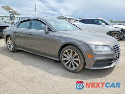 Czwarte zdjęcie samochodu z boku: 2013 AUDI A7 PRESTIGE VIN:WAU2GAFCXDN081588 - miniatura