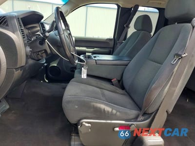Zdjęcie 7 z 12 samochodu: 2008 GMC SIERRA K1500 VIN:1GTEK19038Z297958 - miniatura