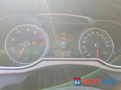 Zdjęcie 9 z 12 samochodu: 2014 AUDI A4 PREMIUM PLUS VIN:WAUFFBFL9EN022866 - miniatura