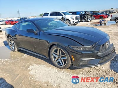 Czwarte zdjęcie samochodu z boku: 2026 FORD MUSTANG VIN:1FA6P8TH3T5101990 - miniatura