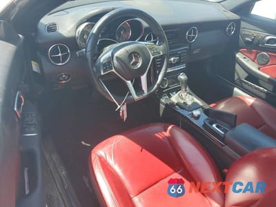 Zdjęcie 8 z 12 samochodu: 2014 MERCEDES-BENZ SLK 250 VIN:WDDPK4HA0EF079502 - miniatura