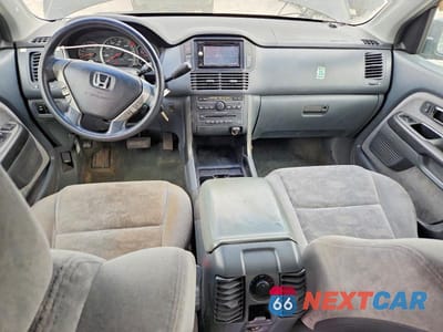 Zdjęcie 8 z 13 samochodu: 2005 HONDA PILOT EX VIN:2HKYF18435H538720 - miniatura