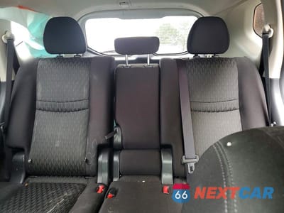 Zdjęcie 10 z 13 samochodu: 2020 NISSAN ROGUE SV VIN:JN8AT2MV6LW112563 - miniatura