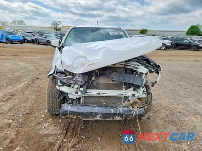 Piąte zdjęcie samochodu w środku: 2022 CHEVROLET COLORADO LT VIN:1GCGTCENXN1143714 - miniatura