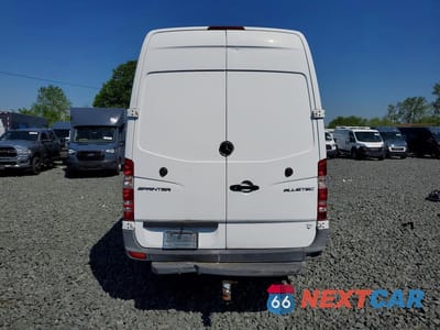 Zdjęcie 6 z 13 samochodu: 2014 MERCEDES-BENZ SPRINTER 3500 VIN:WD3PF4CC8E5881318 - miniatura