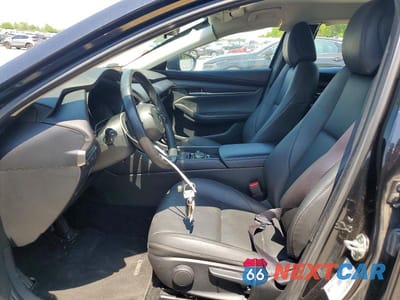 Zdjęcie 7 z 12 samochodu: 2024 MAZDA 3 SELECT SPORT VIN:3MZBPABM2RM426550 - miniatura