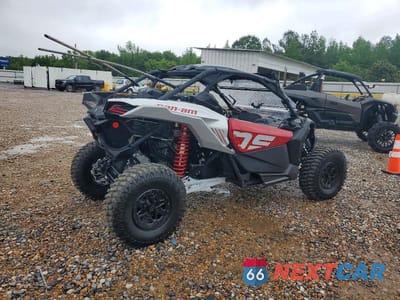 Czwarte zdjęcie samochodu z boku: 2024 CAN-AM MAVERICK X3 DS TURBO RR VIN:3JBVGAV4XRE000324 - miniatura