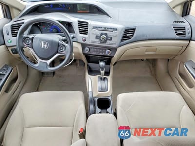 Zdjęcie 8 z 12 samochodu: 2012 HONDA CIVIC LX VIN:19XFB2F55CE098540 - miniatura