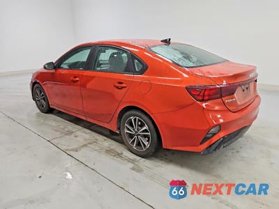 Drugie zdjęcie samochodu z przodu: 2022 KIA FORTE LXS VIN:3KPF24AD0NE495585 - miniatura