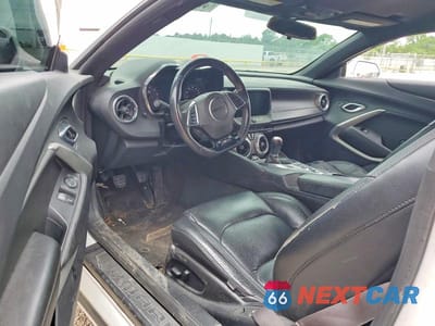 Zdjęcie 8 z 13 samochodu: 2017 CHEVROLET CAMARO SS VIN:1G1FE1R70H0202276 - miniatura