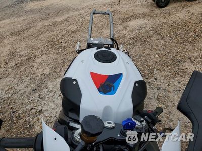 Piąte zdjęcie samochodu w środku: 2026 BMW S 1000 RR VIN:WB10P2309T6M28716 - miniatura