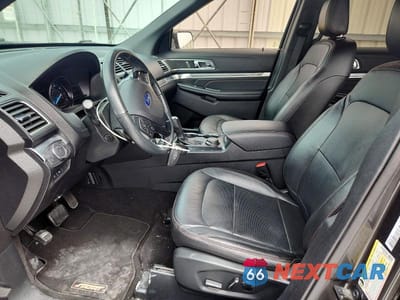 Zdjęcie 7 z 12 samochodu: 2018 FORD EXPLORER SPORT VIN:1FM5K8GT6JGC32752 - miniatura