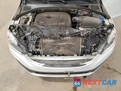 Zdjęcie 11 z 12 samochodu: 2015 VOLVO S60 PREMIER VIN:YV140MFK0F2356473 - miniatura