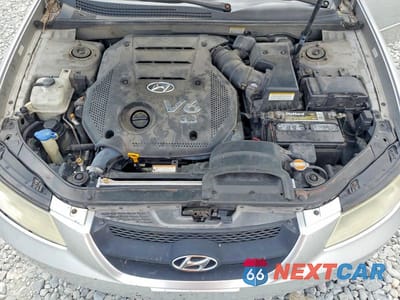 Zdjęcie 11 z 12 samochodu: 2008 HYUNDAI SONATA VIN:5NPEU46F28H394516 - miniatura