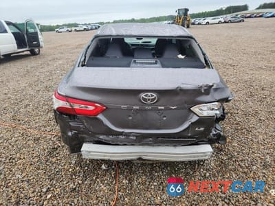 Zdjęcie 6 z 13 samochodu: 2018 TOYOTA CAMRY LE VIN:4T1B11HK9JU635032 - miniatura