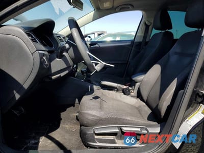 Zdjęcie 7 z 12 samochodu: 2015 VOLKSWAGEN JETTA SE VIN:3VWD17AJ5FM260962 - miniatura