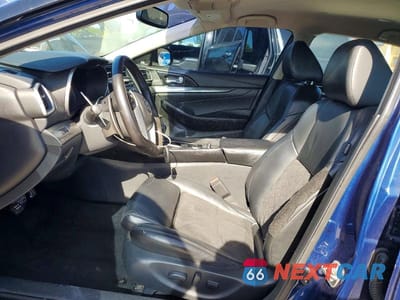 Zdjęcie 7 z 12 samochodu: 2017 NISSAN MAXIMA 3.5 SR VIN:1N4AA6AP1HC363617 - miniatura