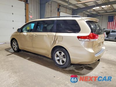 Drugie zdjęcie samochodu z przodu: 2012 TOYOTA SIENNA LE VIN:5TDKK3DC9CS191945 - miniatura