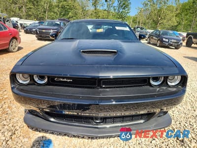 Piąte zdjęcie samochodu w środku: 2023 DODGE CHALLENGER R VIN:2C3CDZBT9PH527302 - miniatura