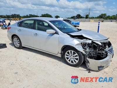 Czwarte zdjęcie samochodu z boku: 2013 NISSAN ALTIMA 2.5 VIN:1N4AL3AP4DN574043 - miniatura