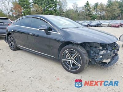 Czwarte zdjęcie samochodu z boku: 2023 MERCEDES-BENZ EQS 450 VIN:W1KCG2EBXPA041289 - miniatura
