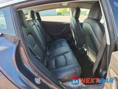 Zdjęcie 10 z 13 samochodu: 2018 TESLA MODEL 3 VIN:5YJ3E1EB0JF128482 - miniatura