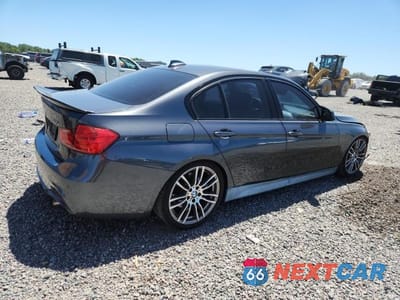 Trzecie zdjęcie samochodu z tyłu: 2013 BMW 335 I VIN:WBA3A9G50DNP37687 - miniatura