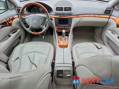 Zdjęcie 8 z 12 samochodu: 2005 MERCEDES-BENZ E 320 VIN:WDBUF65J15A616598 - miniatura