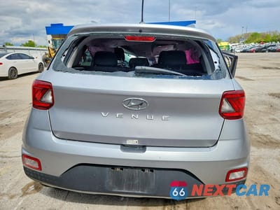 Zdjęcie 6 z 12 samochodu: 2024 HYUNDAI VENUE SEL VIN:KMHRC8A32RU309492 - miniatura