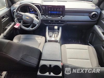 Zdjęcie 8 z 13 samochodu: 2023 CHEVROLET COLORADO VIN:1GCPTBEK1P1269155 - miniatura