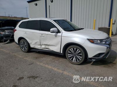 Czwarte zdjęcie samochodu z boku: 2019 MITSUBISHI OUTLANDER SE VIN:JA4AD3A34KZ014656 - miniatura