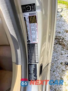 Zdjęcie 10 z 10 samochodu: 2005 BMW 645 CI AUTOMATIC VIN:WBAEK73425B325393 - miniatura
