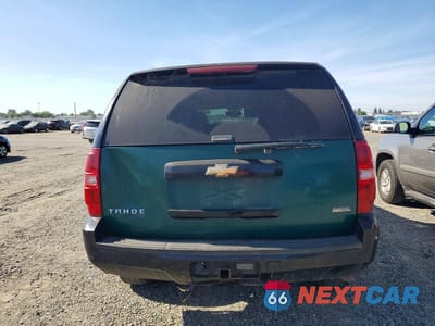 Zdjęcie 6 z 13 samochodu: 2008 CHEVROLET TAHOE K1500 VIN:1GNFK13098J126473 - miniatura