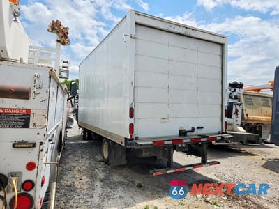 Trzecie zdjęcie samochodu z tyłu: 2022 ISUZU NPR HD BOX TRUCK VIN:JALC4W164N7016187 - miniatura