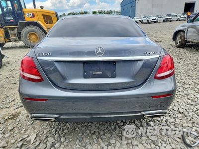 Zdjęcie 6 z 12 samochodu: 2018 MERCEDES-BENZ E 300 4MATIC VIN:WDDZF4KB4JA310083 - miniatura