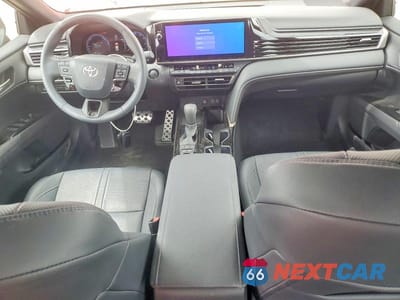Zdjęcie 8 z 12 samochodu: 2025 TOYOTA CAMRY XSE VIN:4T1DBADKXSU016419 - miniatura