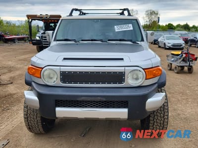 Piąte zdjęcie samochodu w środku: 2008 TOYOTA FJ CRUISER BASE VIN:JTEBU11F88K052378 - miniatura
